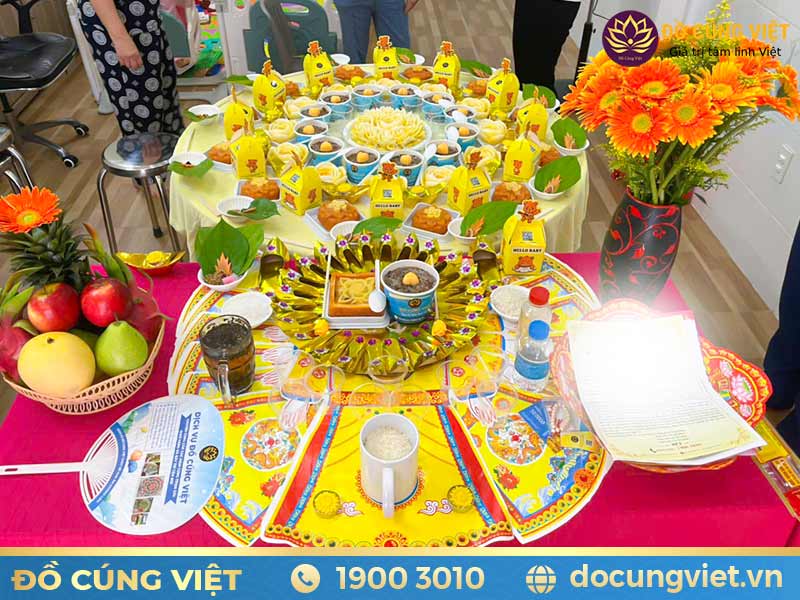 Mâm cúng Mụ trước khí sinh cho bé trai